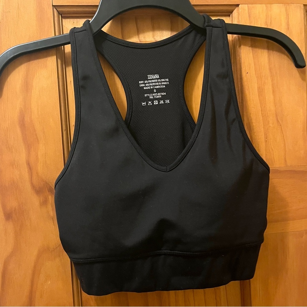 Zenana sports bra size large